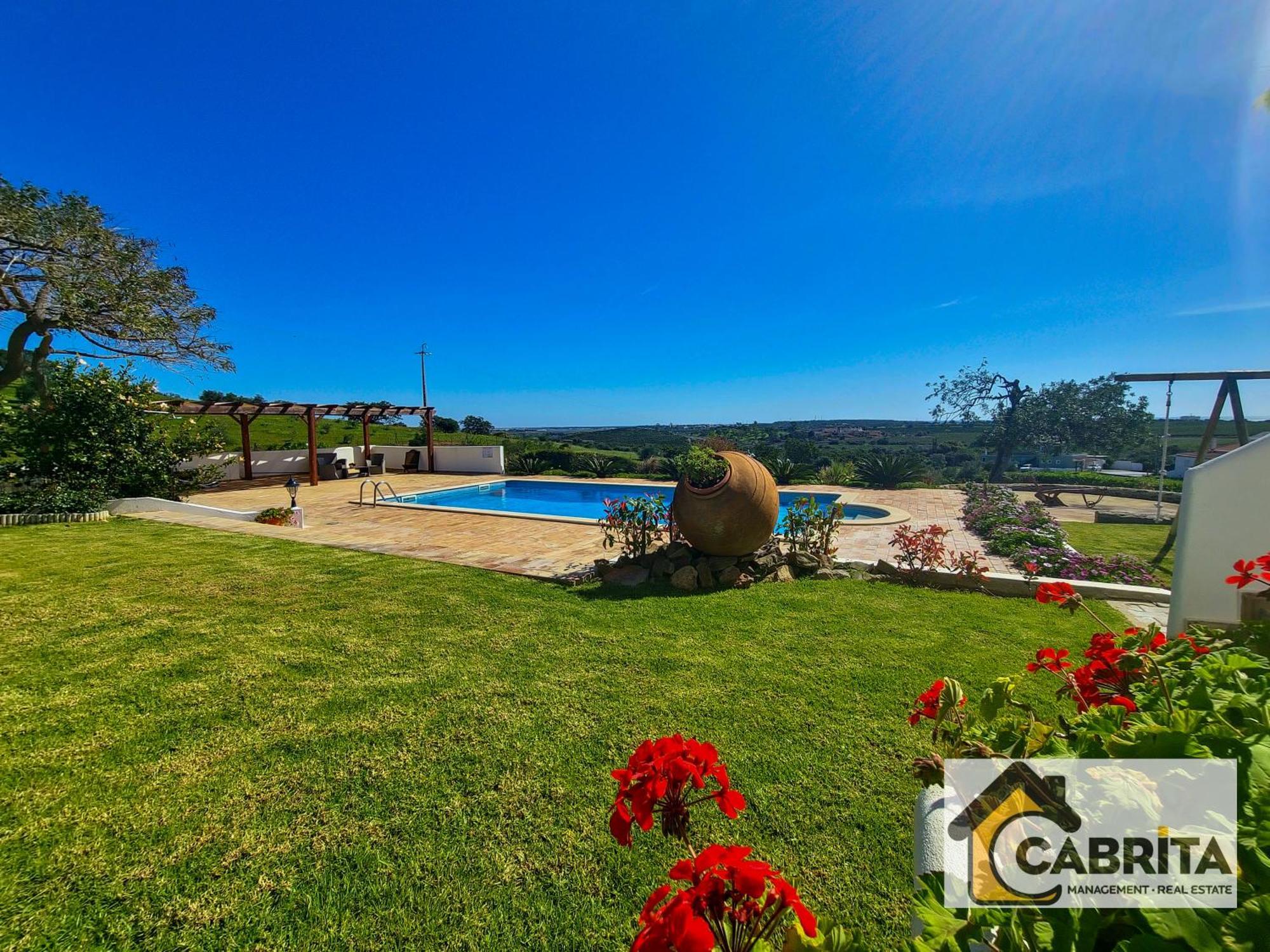 Quinta Dos Medronheiros *