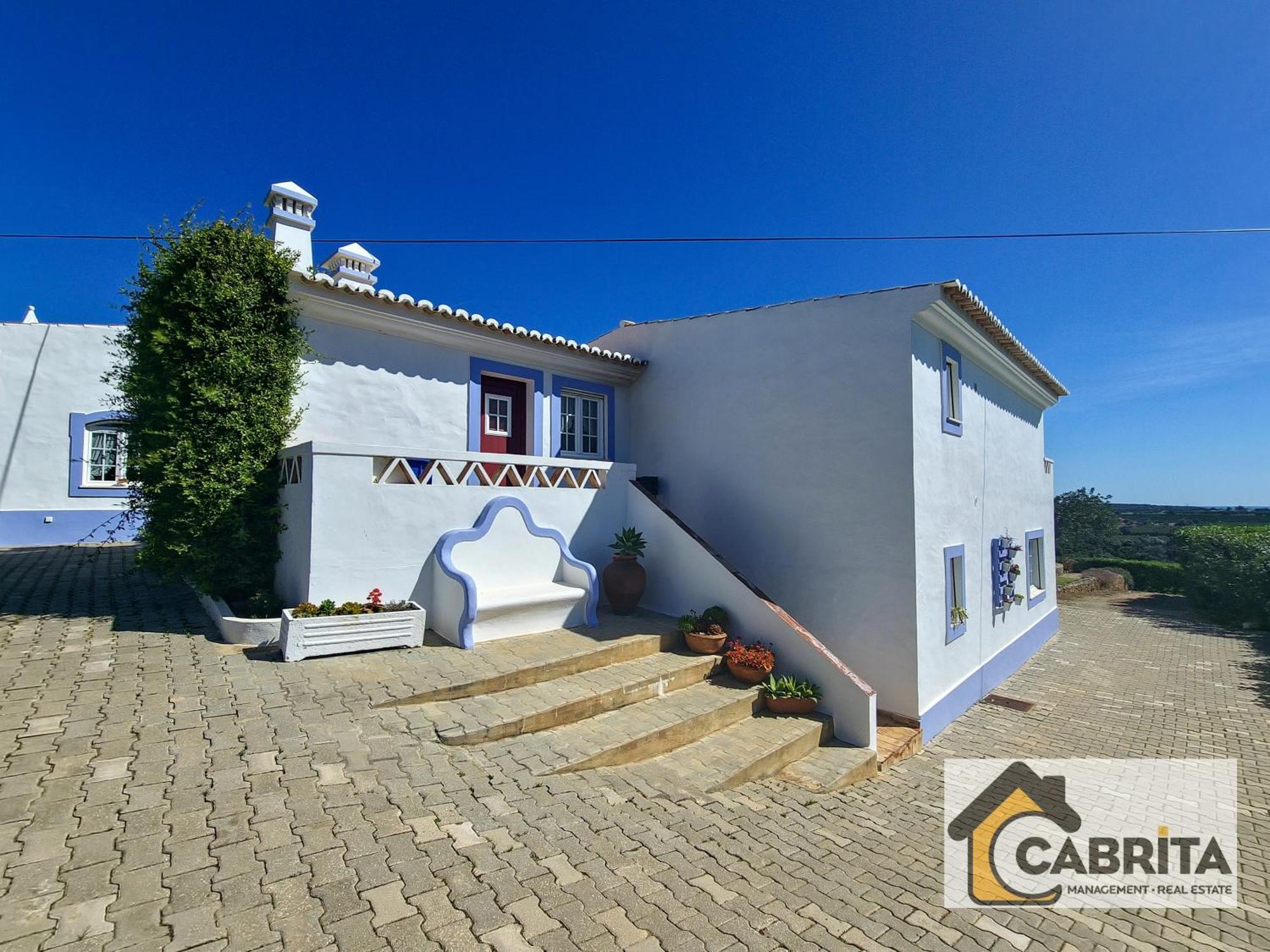 Quinta Dos Medronheiros Holiday home *